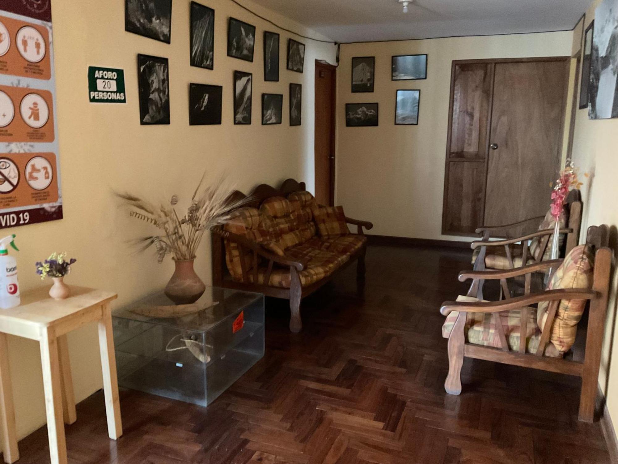 La Casa De Zarela Hotell Huaraz  Exteriör bild